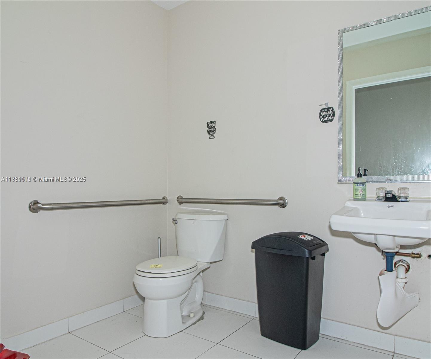 See details / sq. ft. $ 2025-08-18 0 Photo