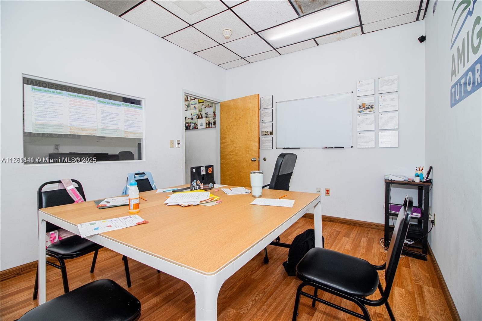 See details / sq. ft. $ 2025-08-18 0 Photo