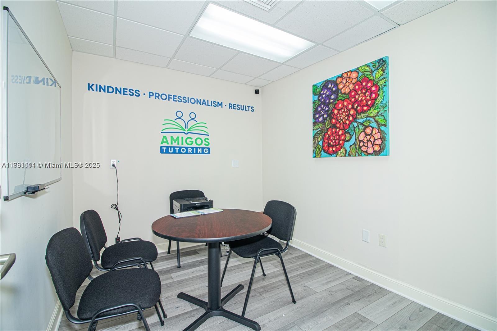 See details / sq. ft. $ 2025-08-18 0 Photo