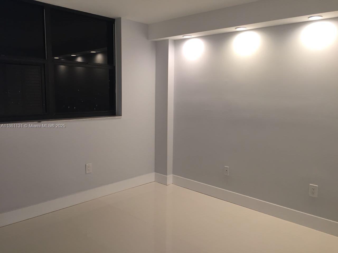 1003 2 / 2 1232 sq. ft. $ 2025-08-18 0 foto