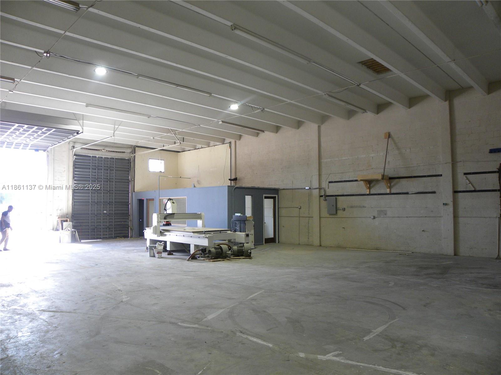 See details / sq. ft. $ 2025-08-19 0 Photo