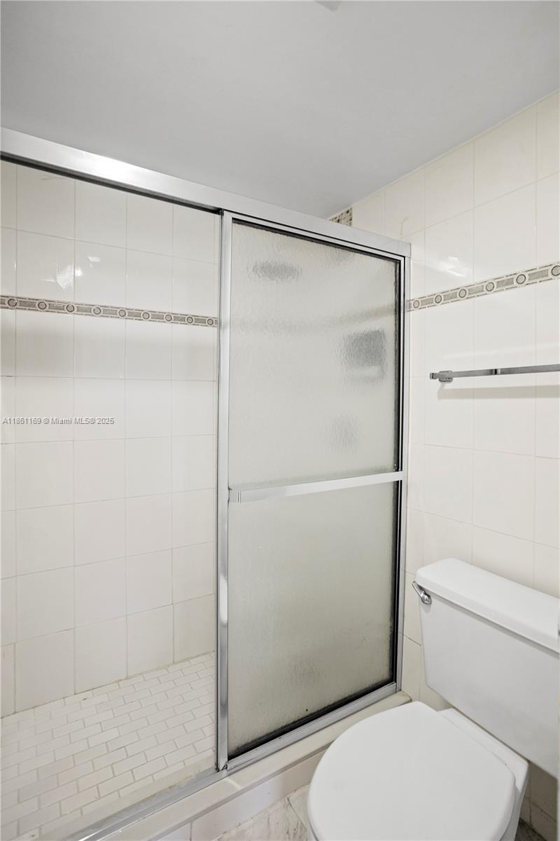 Photo of 20335 Country Club Dr  #901, Aventura, Florida, 33180 - 