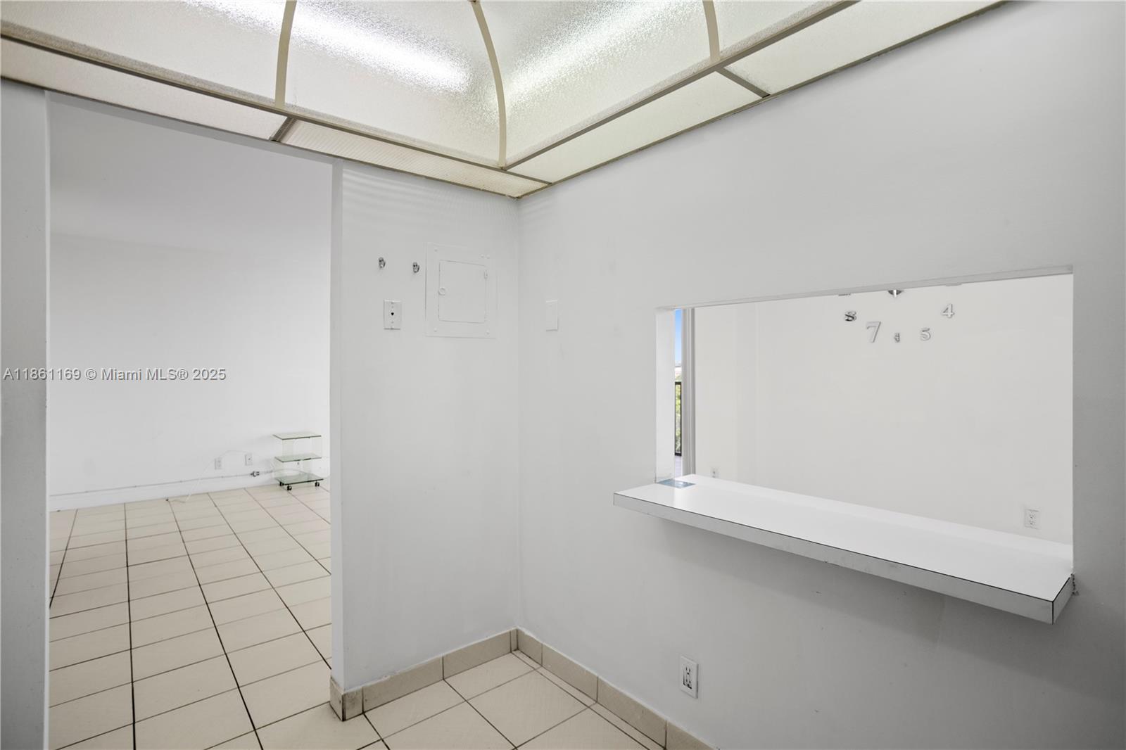 Photo of 20335 Country Club Dr  #901, Aventura, Florida, 33180 - 