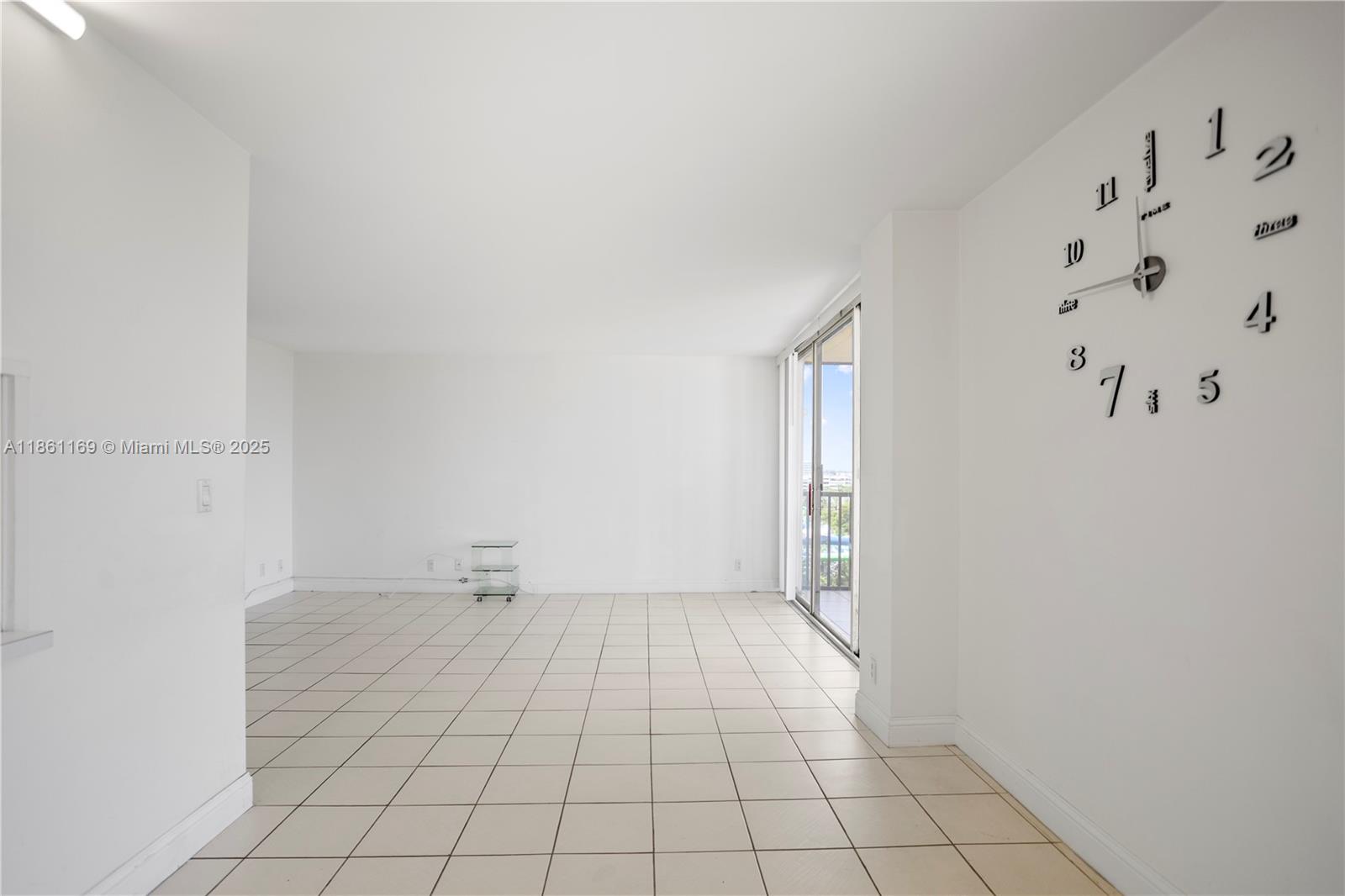 Photo of 20335 Country Club Dr  #901, Aventura, Florida, 33180 - 