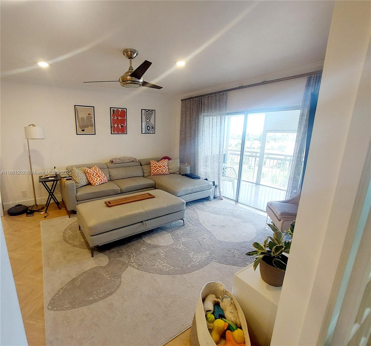 1005A 1 / 2 844 sq. ft. $ 2025-09-05 0 Photo