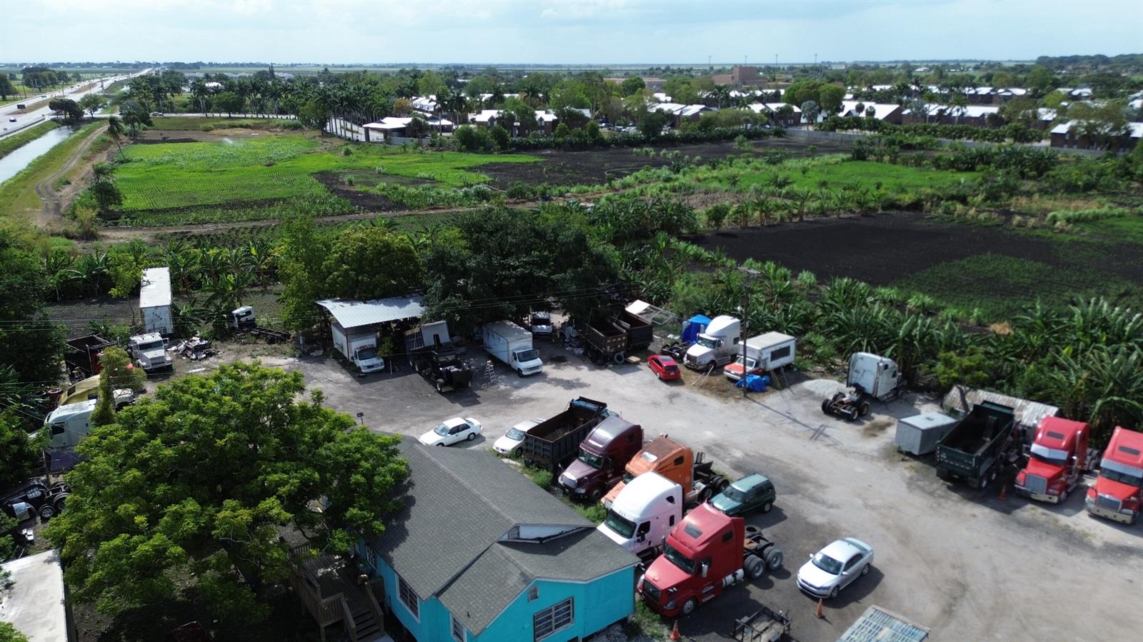 Ver detalles / 2 sq. ft. $ 2026-06-17 0 foto