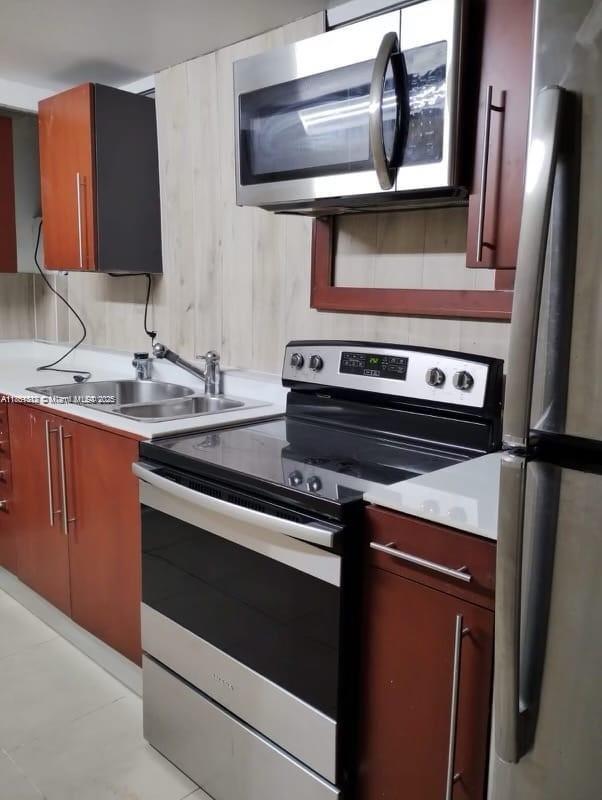 See details / 2077 sq. ft. $ 2025-08-19 0 Photo