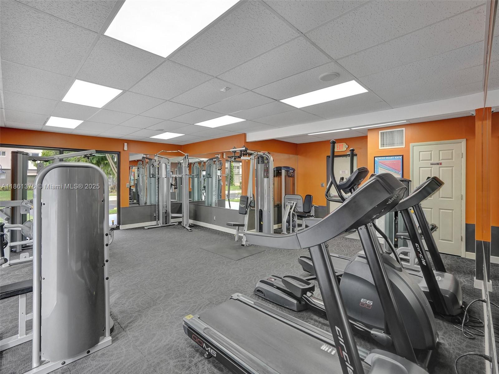 203 2 / 2 961 sq. ft. $ 2025-09-30 0 Photo