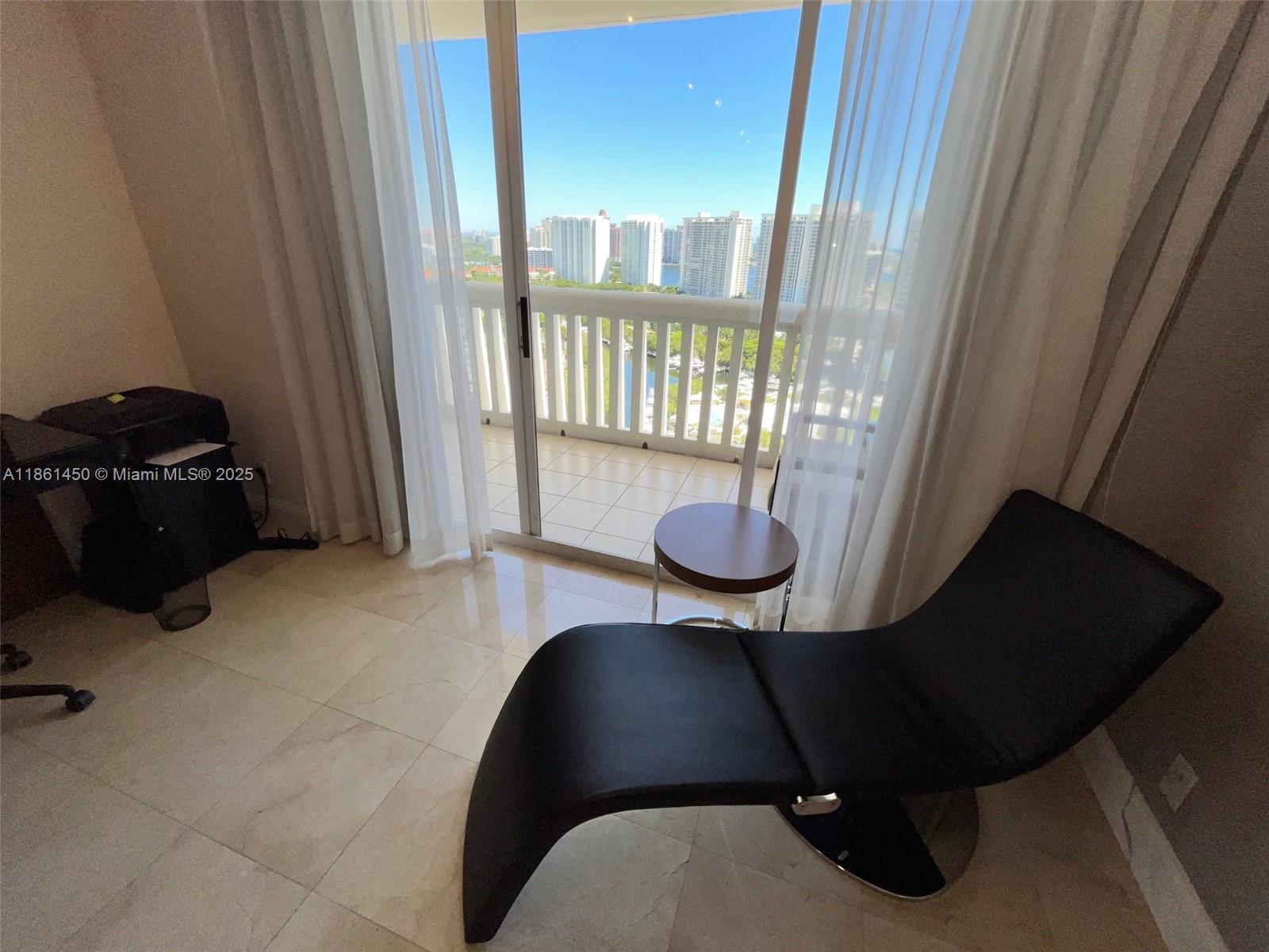 2707 3 / 3 1520 sq. ft. $ 2025-08-19 0 Photo
