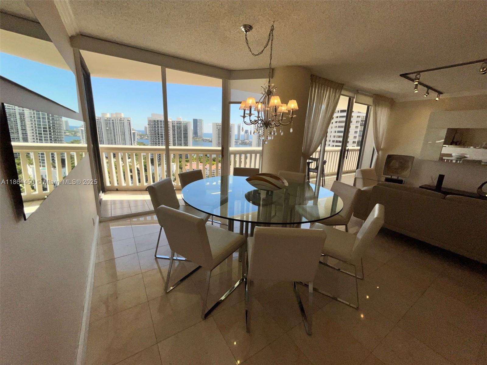2707 3 / 3 1520 sq. ft. $ 2025-08-19 0 Photo