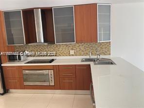 205-3 1 / 2 1036 sq. ft. $ 2025-09-25 0 Photo