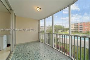 205-3 1 / 2 1036 sq. ft. $ 2025-09-25 0 Photo