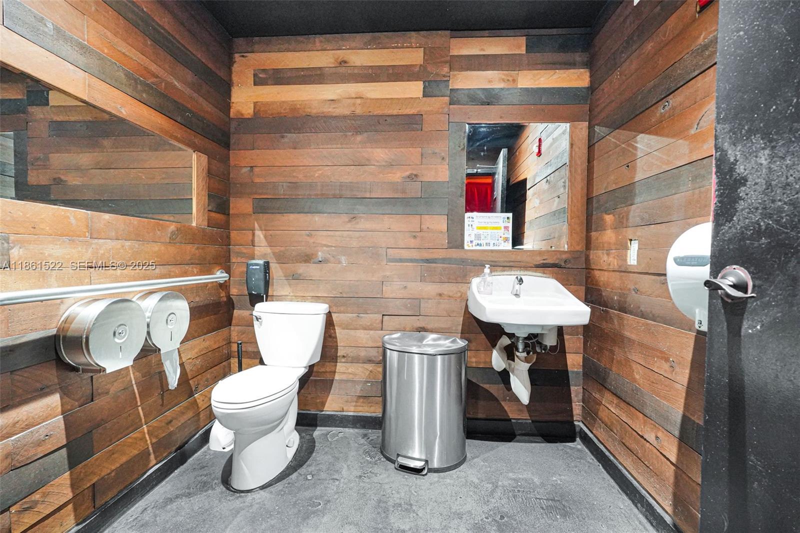   /   кв.футов $ 2026-03-13 0 Фото