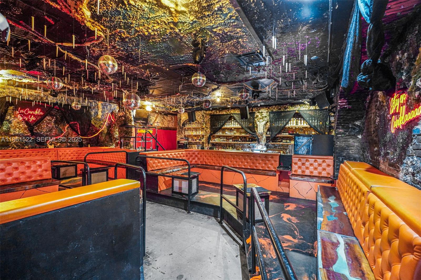   /   кв.футов $ 2026-03-13 0 Фото