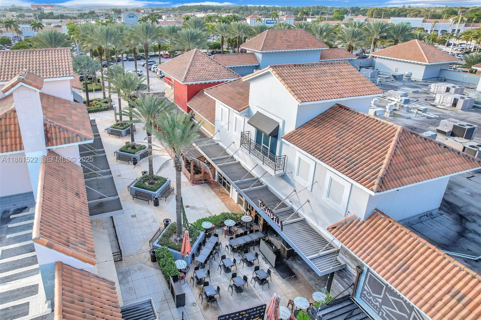   /   кв.футов $ 2026-03-13 0 Фото