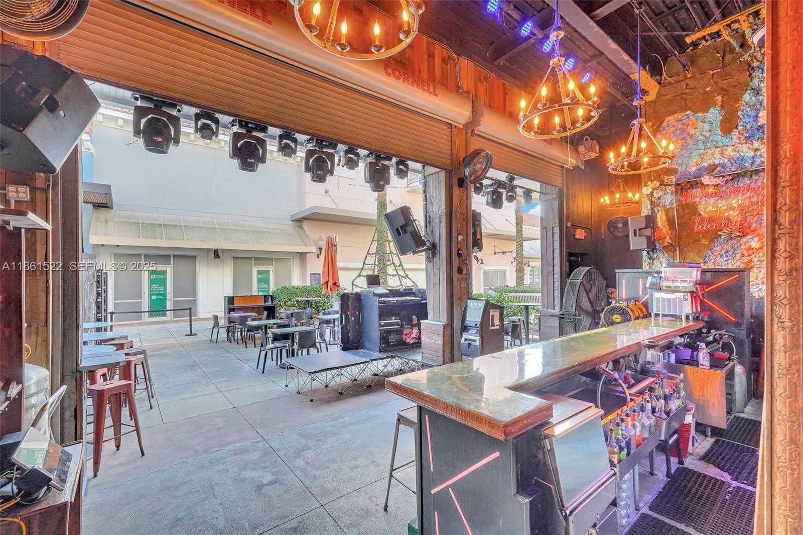   /   кв.футов $ 2026-03-13 0 Фото