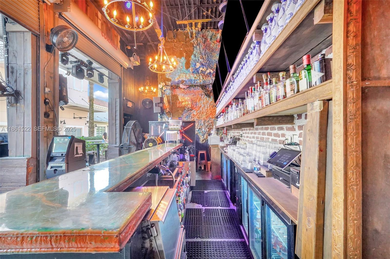   /   кв.футов $ 2026-03-13 0 Фото