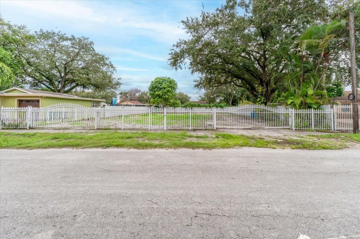   /   sq. ft. $ 2025-08-19 0 Photo