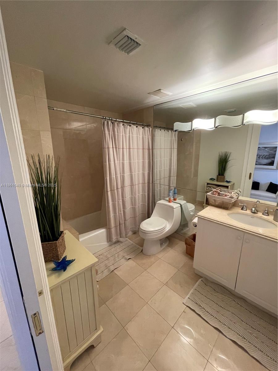 Photo of 9559 Collins Ave  #S6-G, Surfside, Florida, 33154 - 