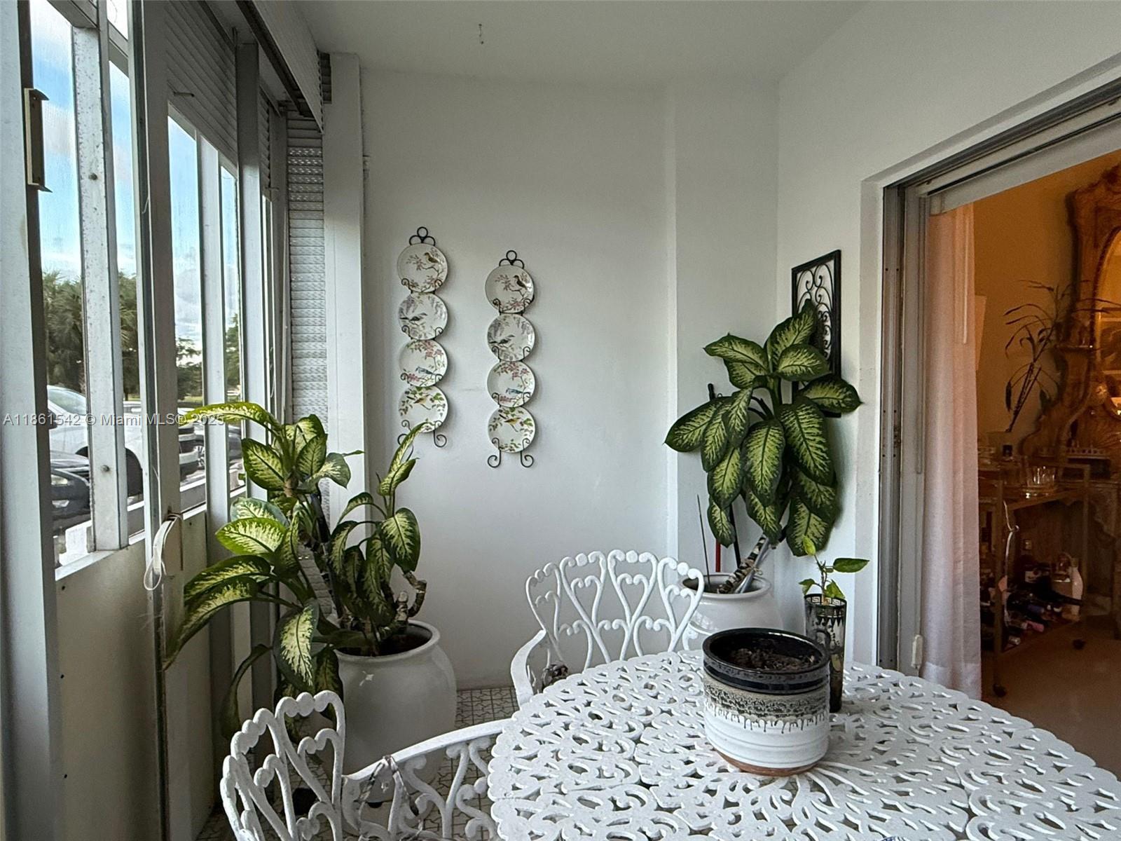 112 2 / 2 1132 sq. ft. $ 2025-08-19 0 Photo