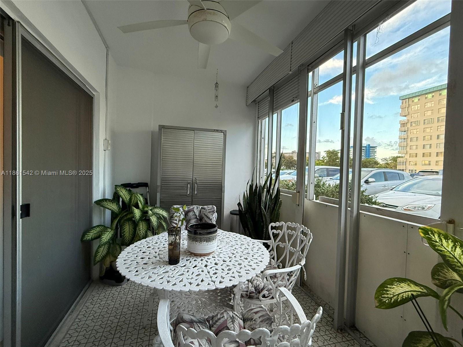 112 2 / 2 1132 sq. ft. $ 2025-08-19 0 Photo