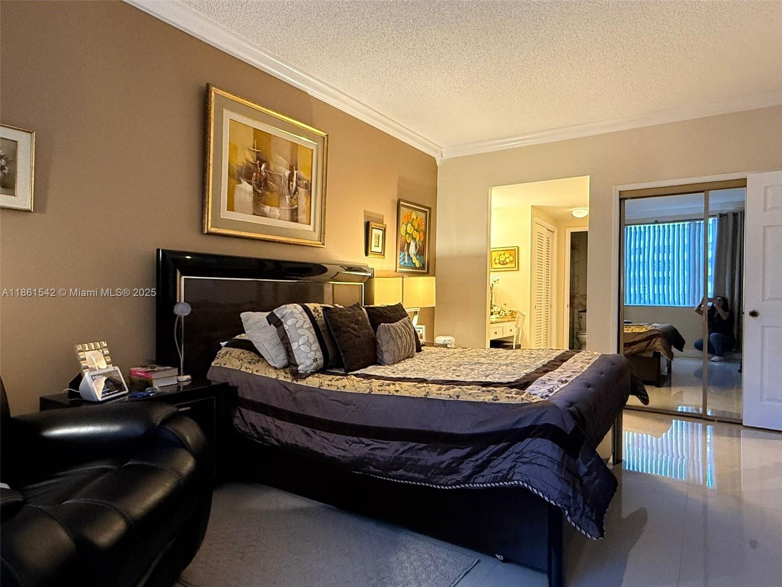 112 2 / 2 1132 sq. ft. $ 2025-08-19 0 Photo