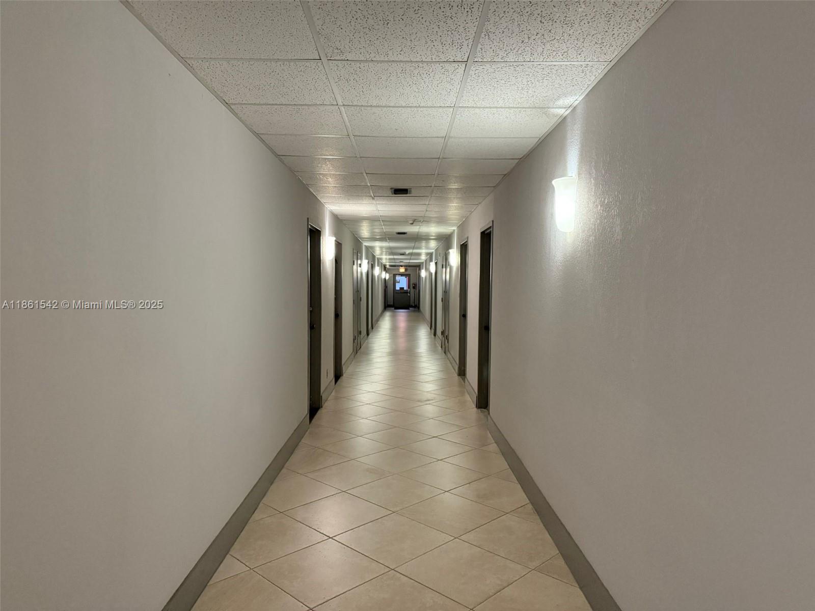 112 2 / 2 1132 sq. ft. $ 2025-08-19 0 Photo