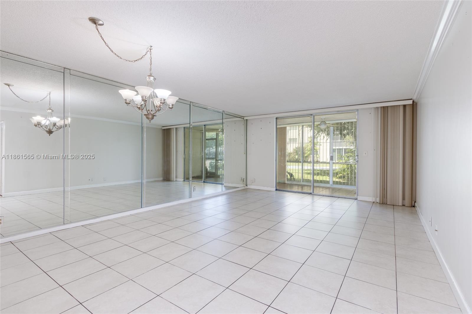 Photo of 301 14th Ave #108, Hallandale Beach, Florida, 33009 -