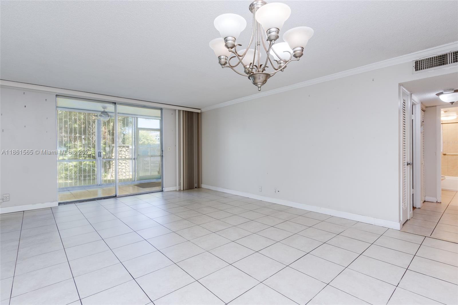 Photo of 301 14th Ave #108, Hallandale Beach, Florida, 33009 -