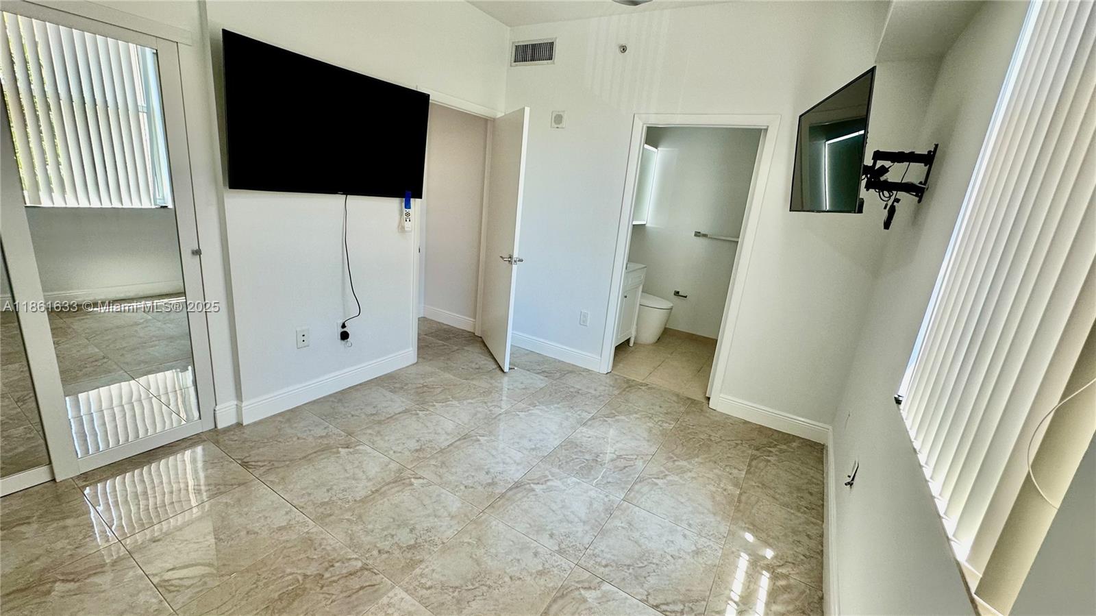 Photo of 3340 190th St  #403, Aventura, Florida, 33180 - 