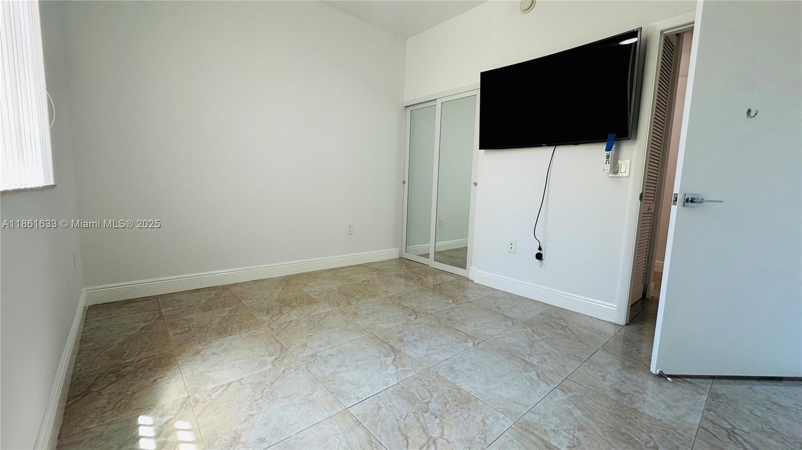 Photo of 3340 190th St  #403, Aventura, Florida, 33180 - 
