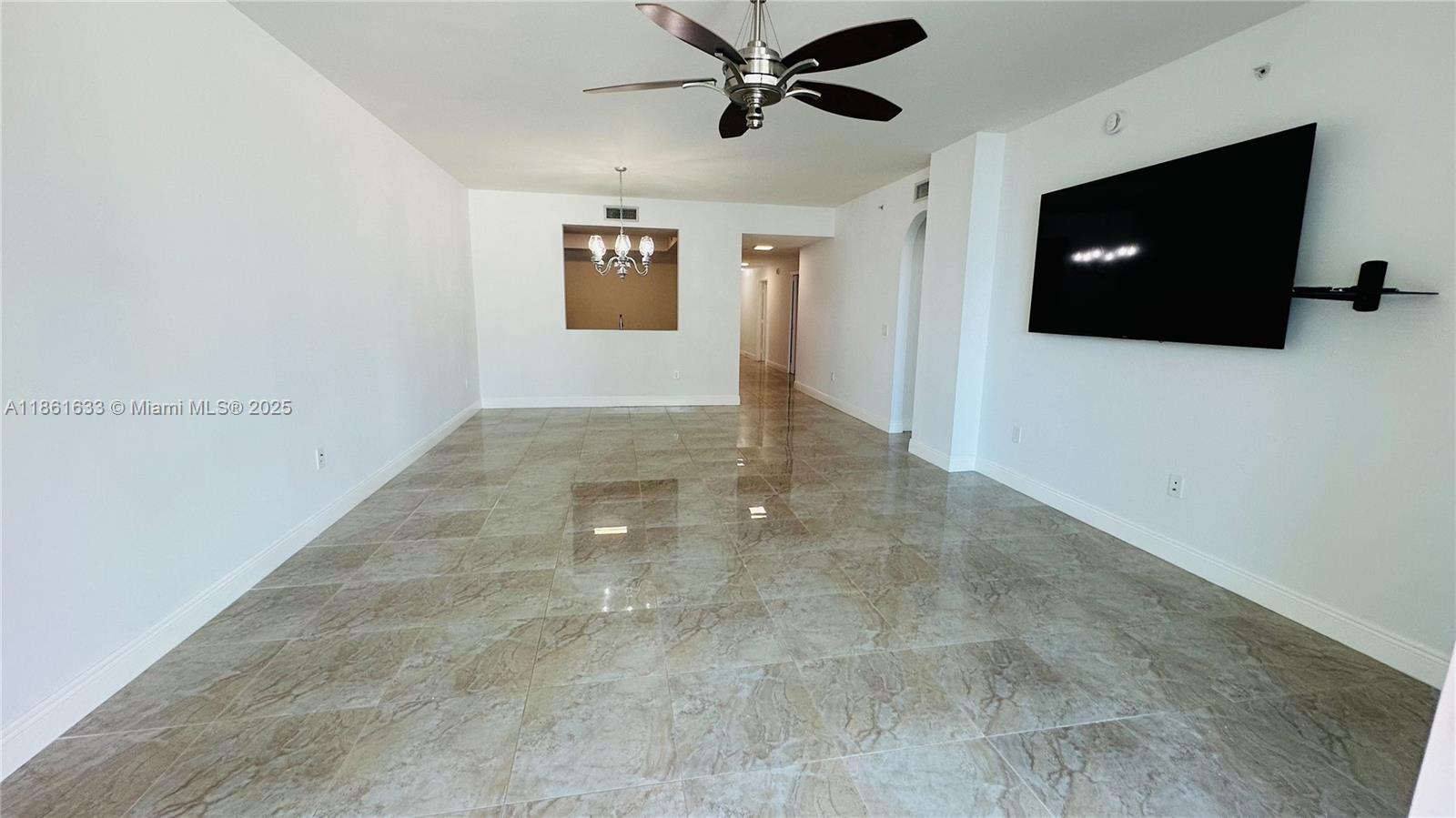Photo of 3340 190th St  #403, Aventura, Florida, 33180 - 