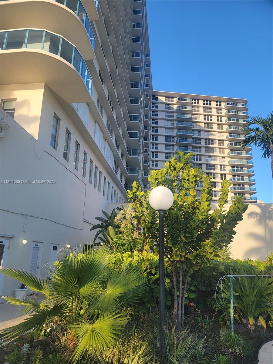 Photo of 3800 Ocean Dr #309, Hollywood, Florida, 33019 -