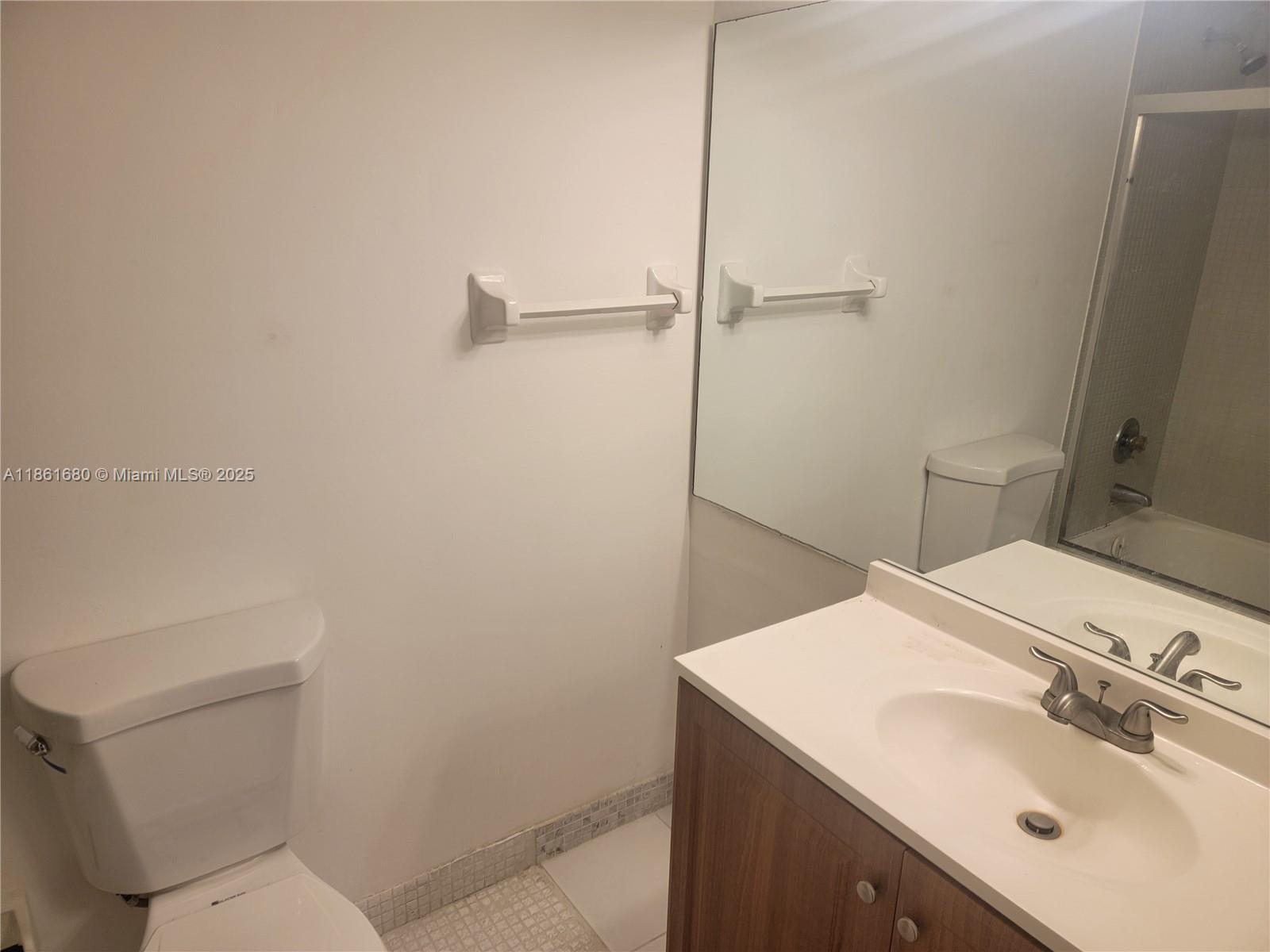 Photo of 3800 Ocean Dr  #309, Hollywood, Florida, 33019 - 