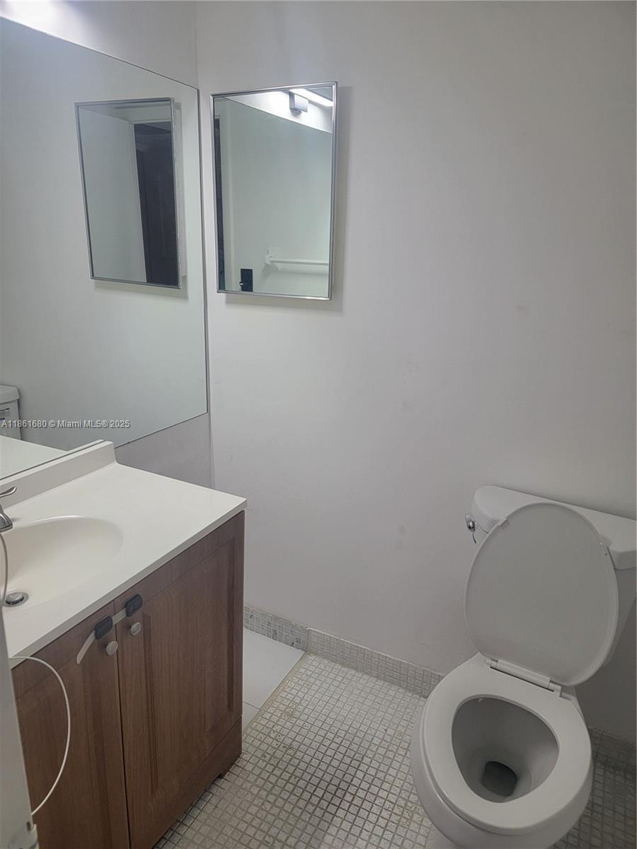 Photo of 3800 Ocean Dr  #309, Hollywood, Florida, 33019 - 
