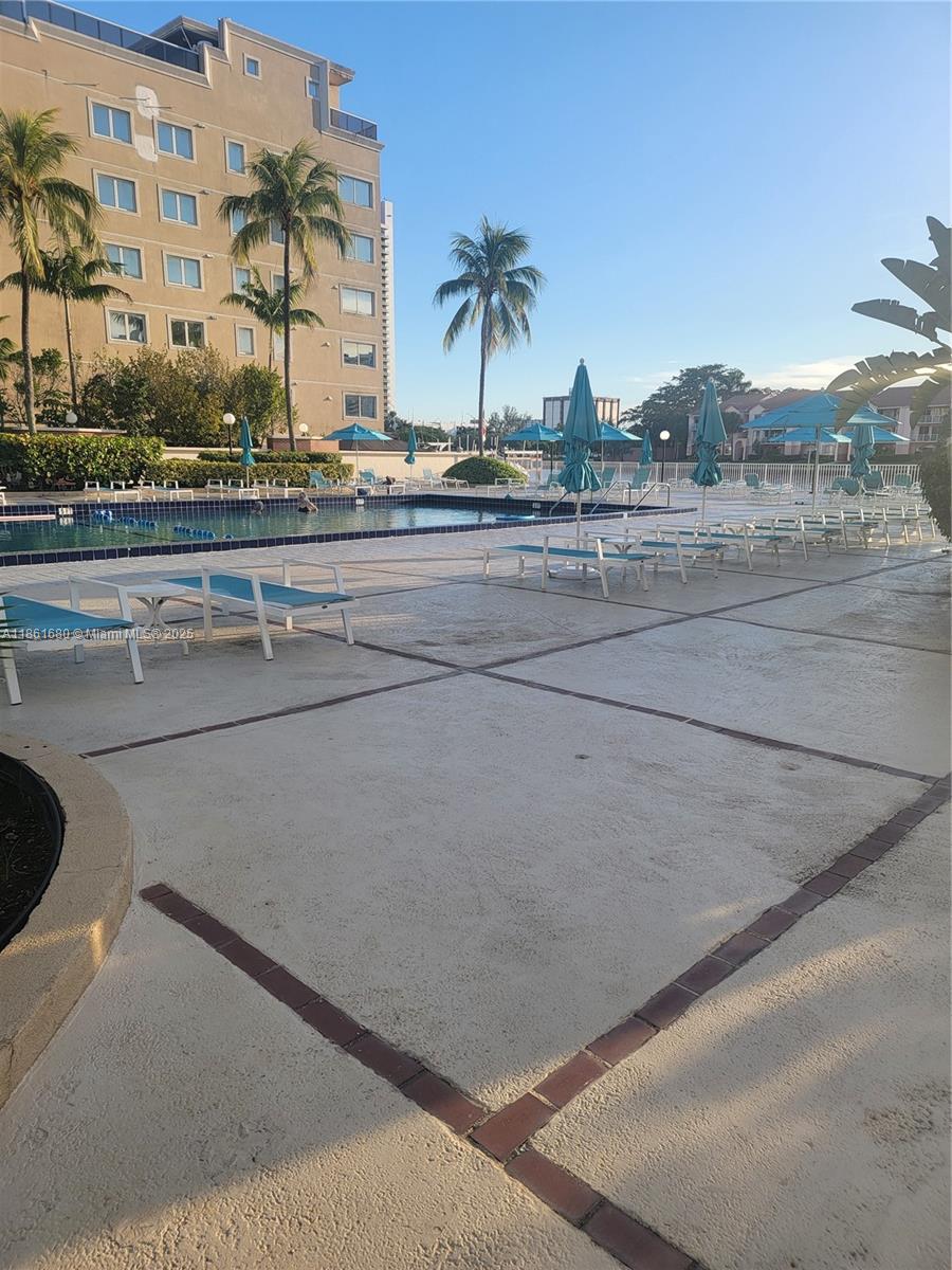 Photo of 3800 Ocean Dr  #309, Hollywood, Florida, 33019 - 