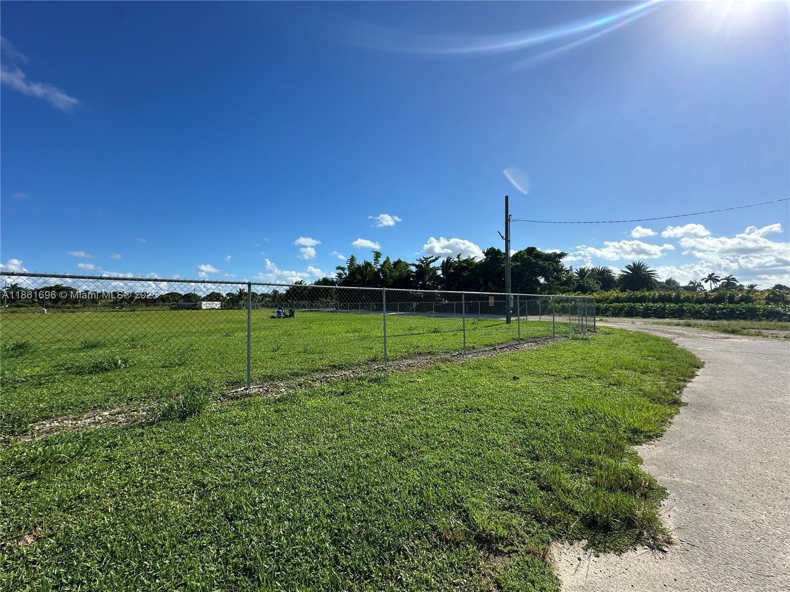 See details / sq. ft. $ 2025-08-19 0 Photo
