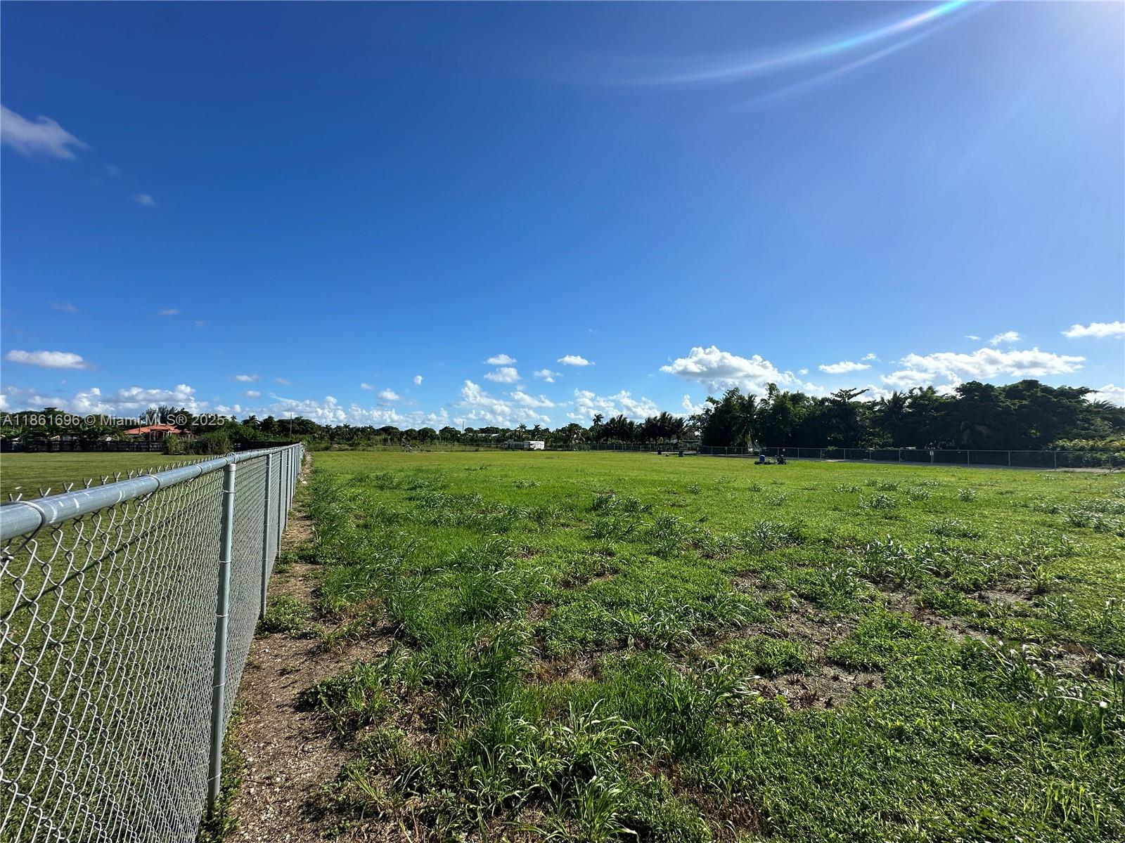 See details / sq. ft. $ 2025-08-19 0 Photo