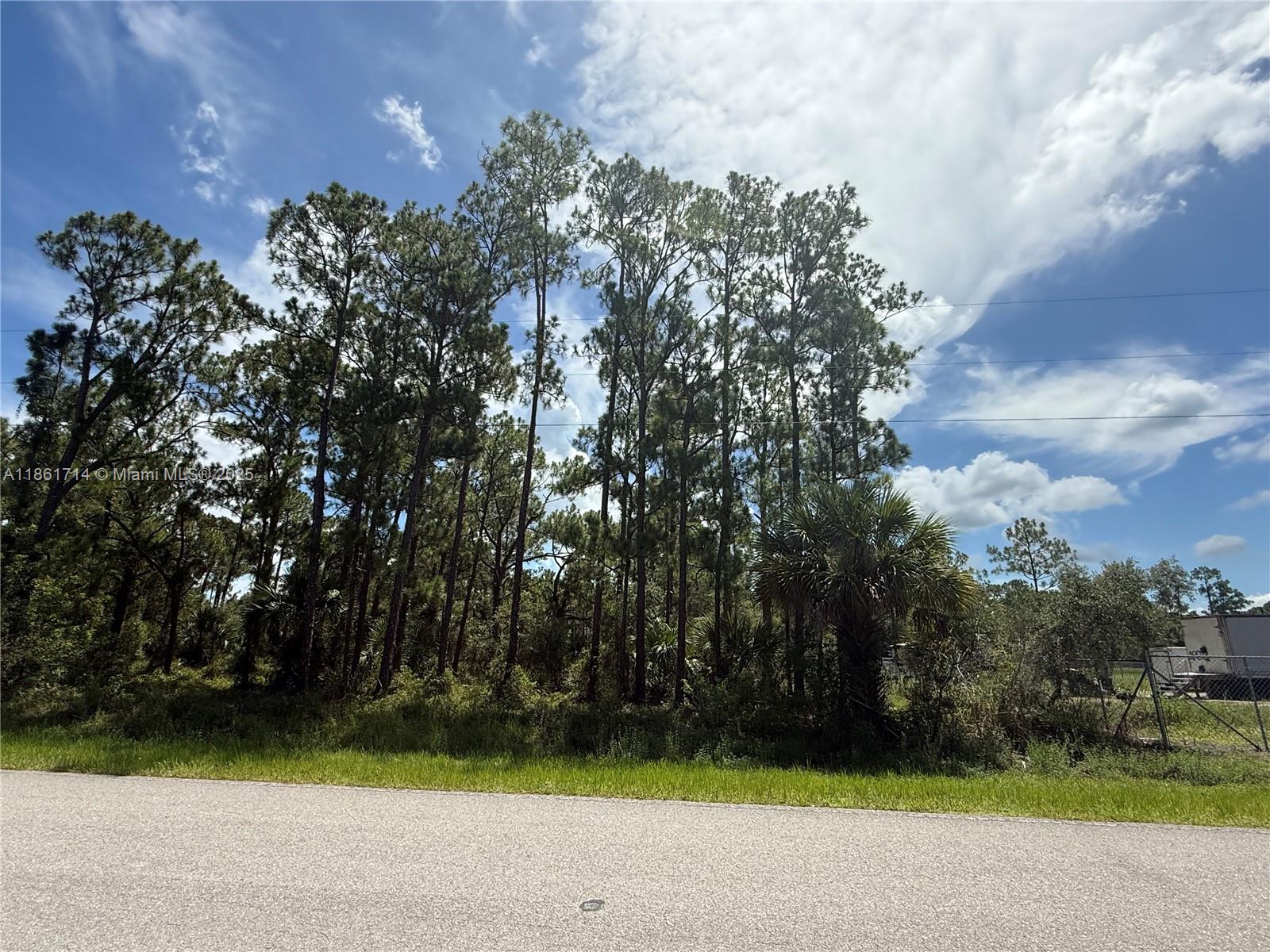 See details / sq. ft. $ 2025-08-19 0 Photo