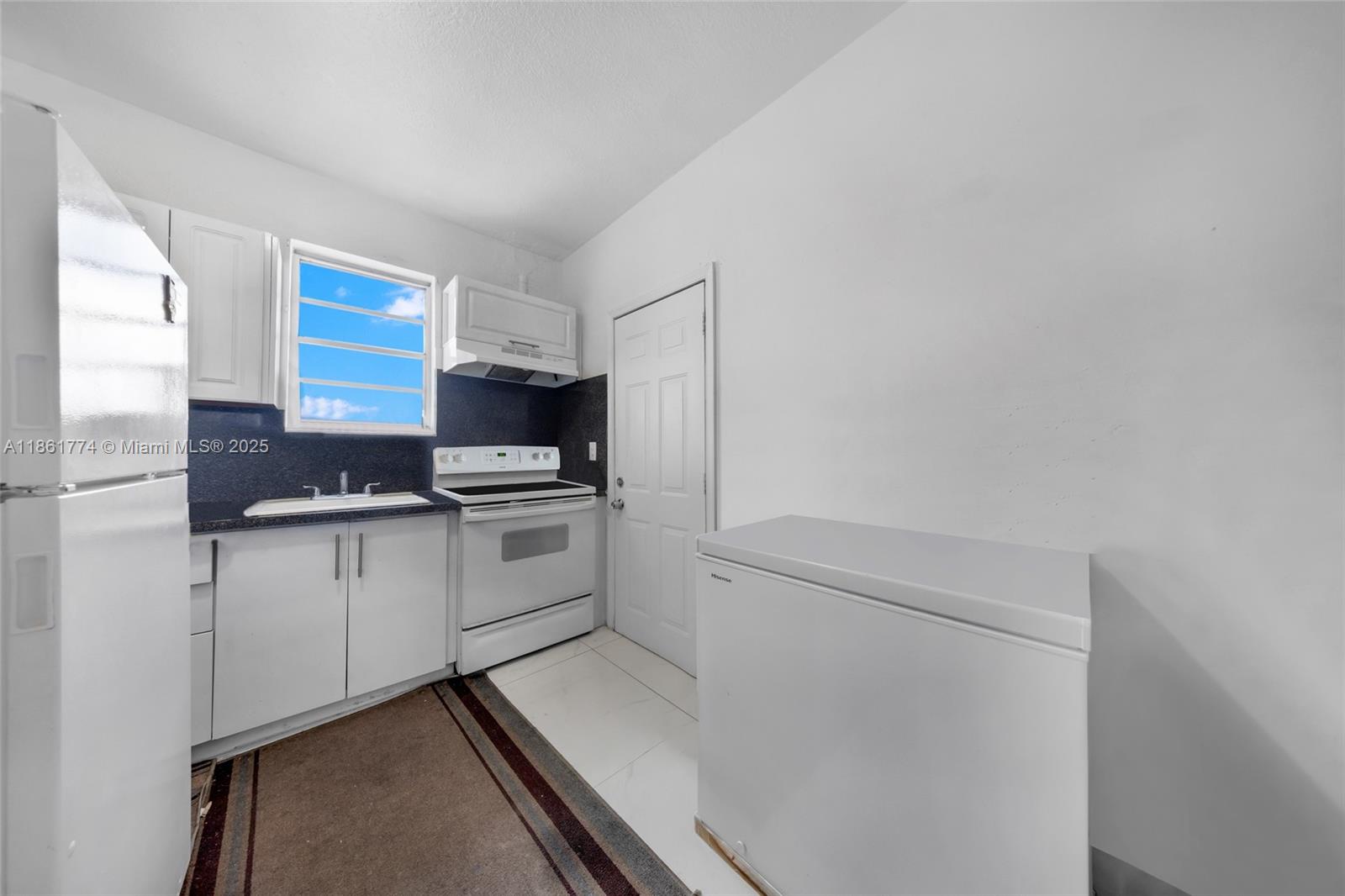 See details / sq. ft. $ 2025-08-19 0 Photo