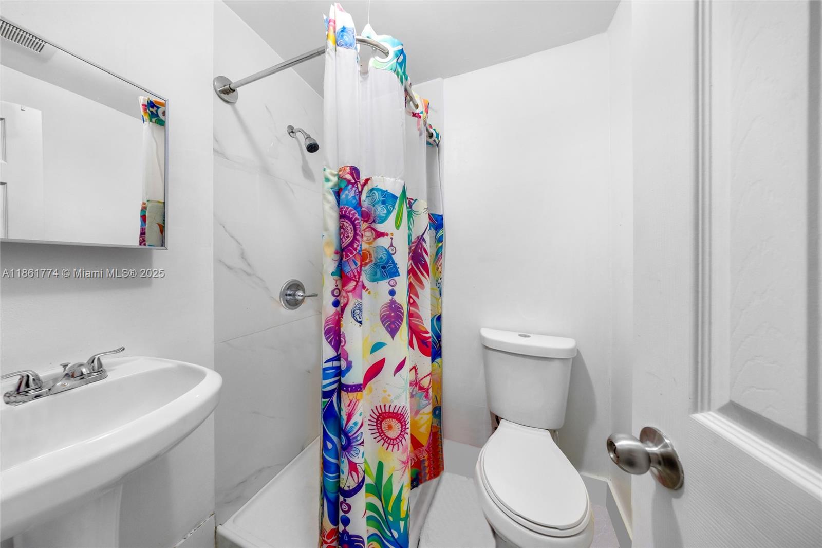 See details / sq. ft. $ 2025-08-19 0 Photo