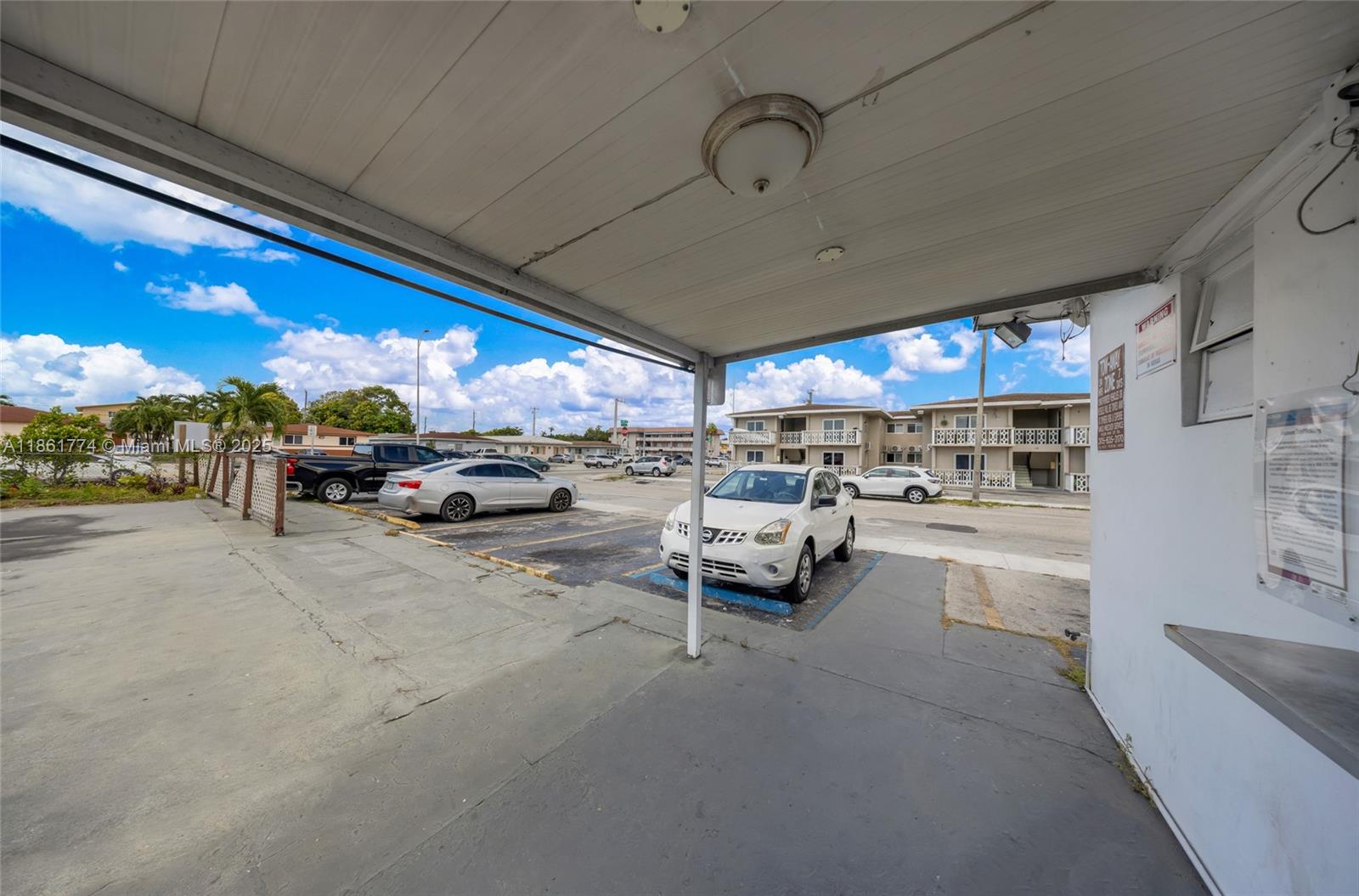See details / sq. ft. $ 2025-08-19 0 Photo