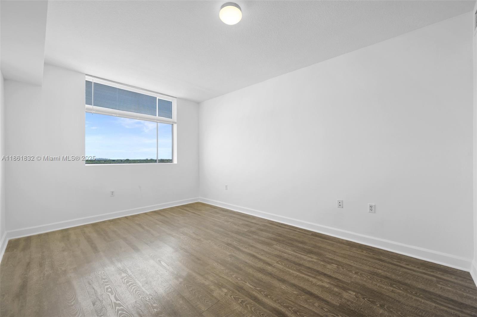 Photo of 140 Dixie Hwy  #835, Hollywood, Florida, 33020 - 