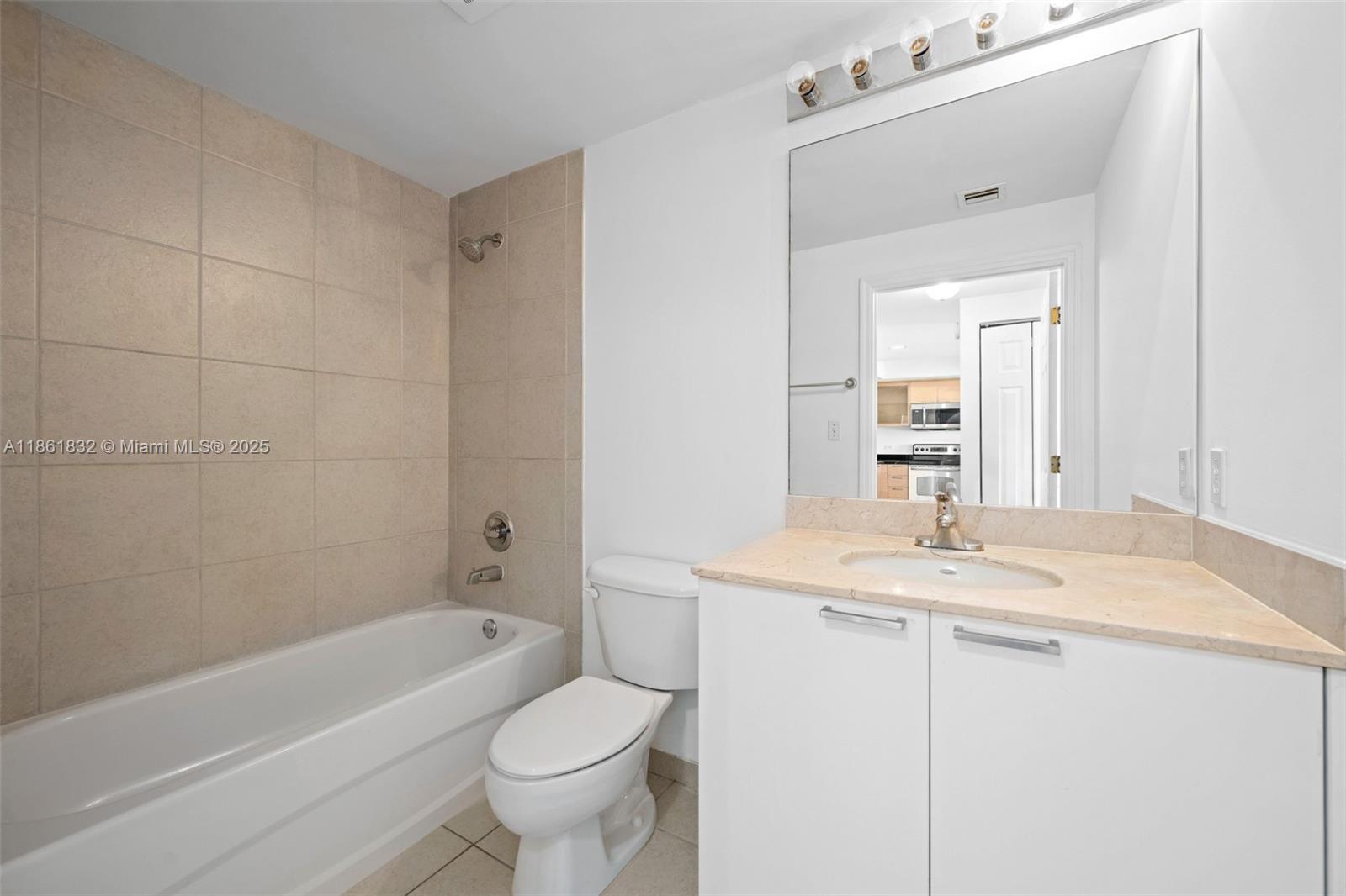Photo of 140 Dixie Hwy  #835, Hollywood, Florida, 33020 - 