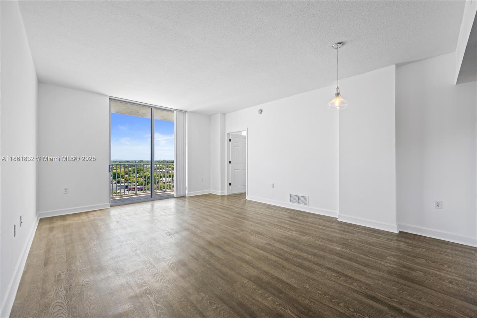 Photo of 140 Dixie Hwy #835, Hollywood, Florida, 33020 -