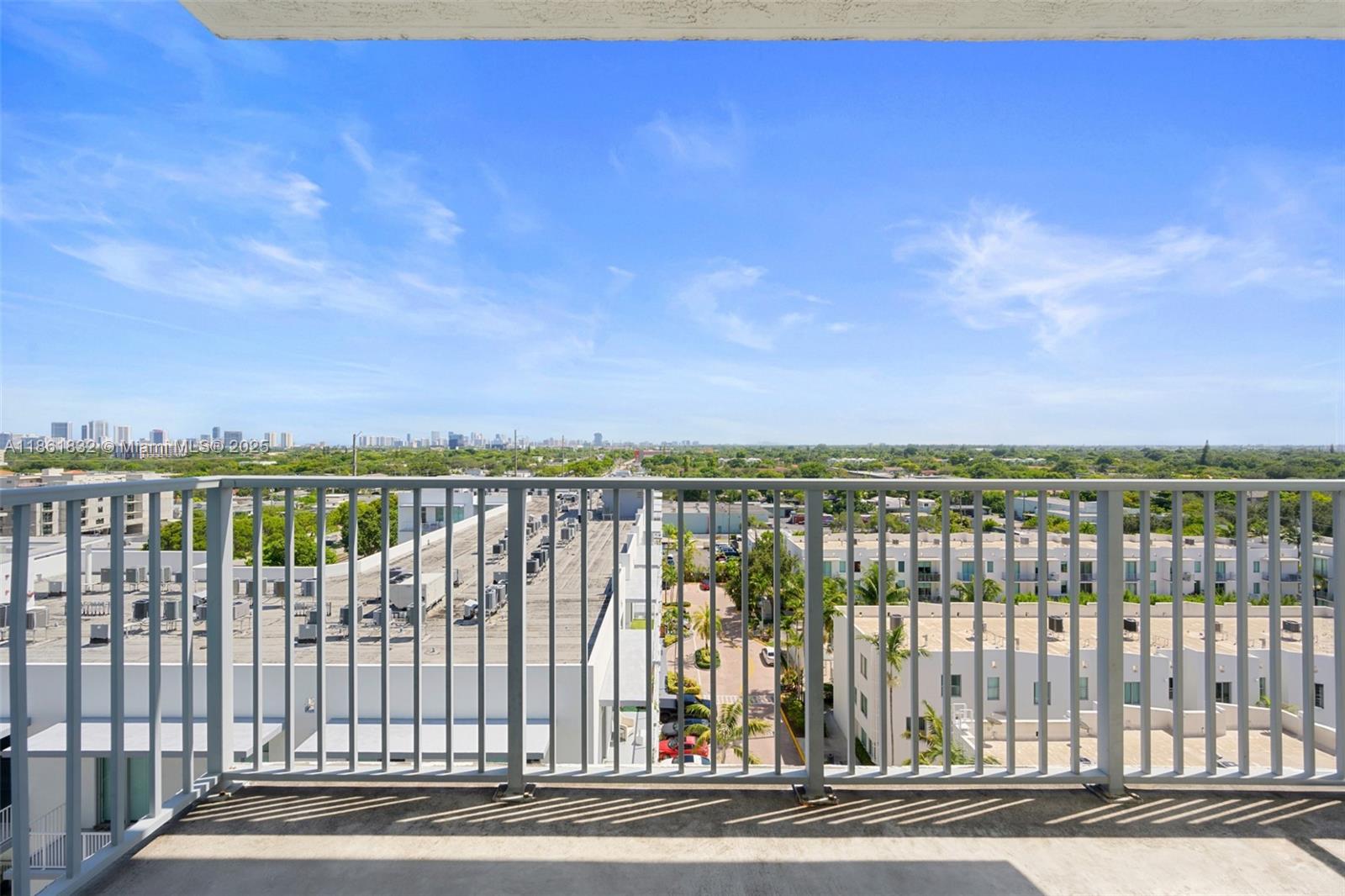 Photo of 140 Dixie Hwy  #835, Hollywood, Florida, 33020 - 