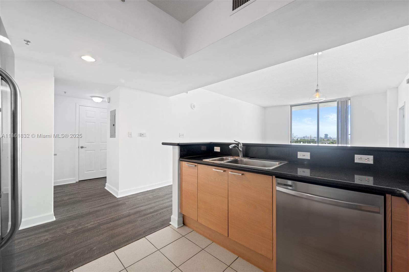 Photo of 140 Dixie Hwy #835, Hollywood, Florida, 33020 -