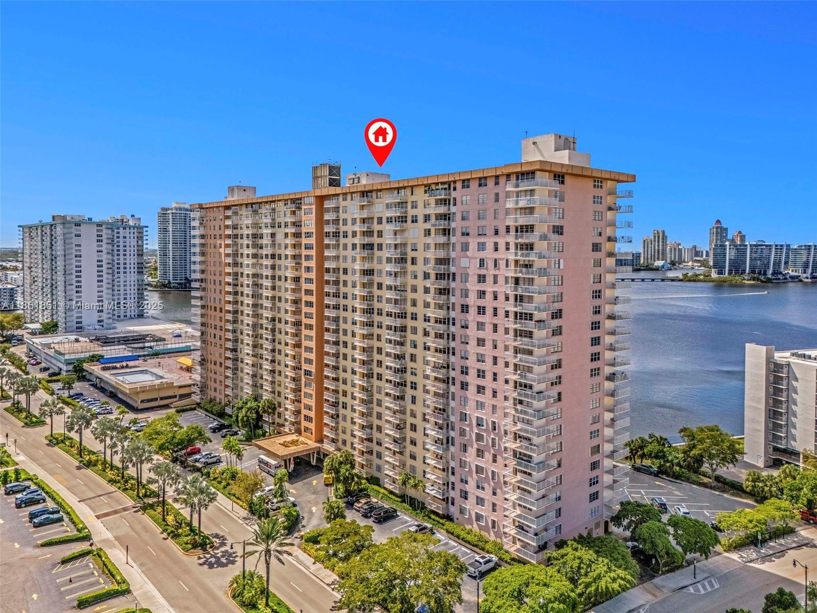 See details 1414 2 / 2 943 sq. ft. $ 2025-08-19 0 Photo