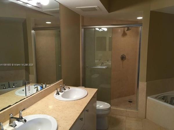 Photo of 19900 Country Club Dr  #612, Aventura, Florida, 33180 - 
