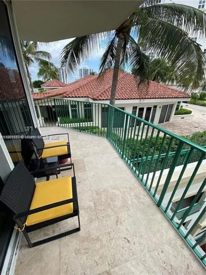 Photo of 19900 Country Club Dr  #612, Aventura, Florida, 33180 - 